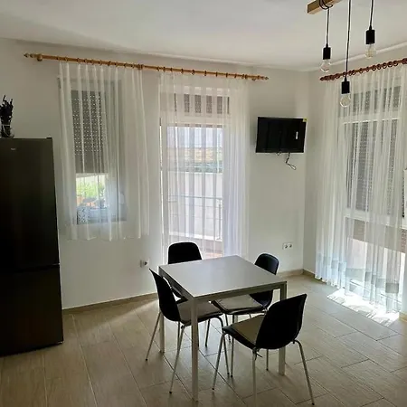 Maya Apartment